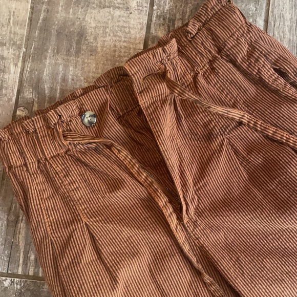 Arizona paper bag waist brown pants - Picture 2 of 6